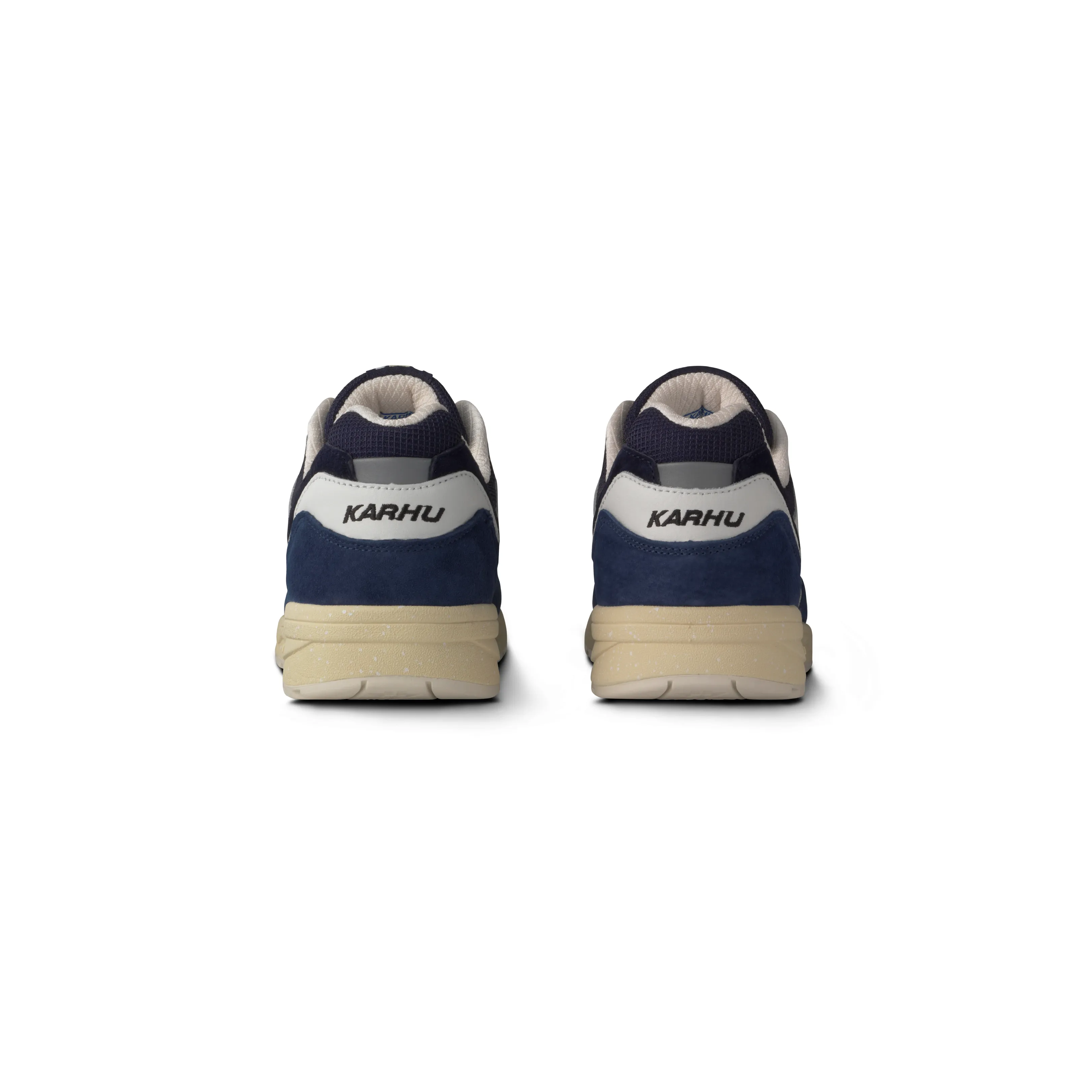 Karhu Legacy 96 True Navy / Irish Cream